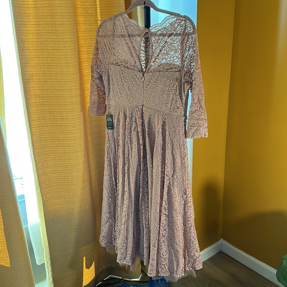 Dress - Picture 2 of 2